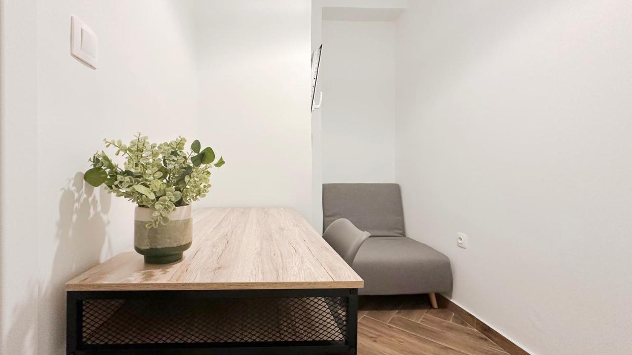 Valtetsiou Central 50Sqm Apt In Athens Apartment Exterior foto